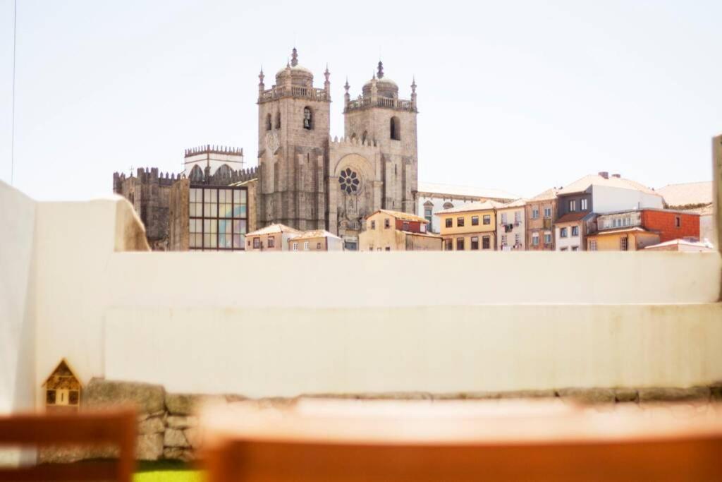 Vitoria Over The Roofs II Porto Bagian luar foto
